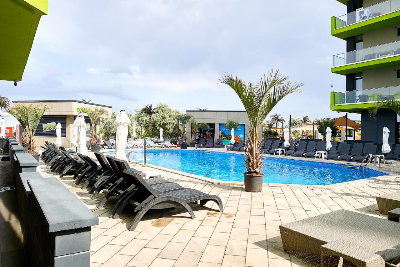 Summer Studio Spa N Pools Beach Resort Năvodari Exterior foto